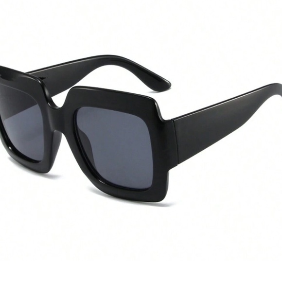 Bug Eye Oversized Square Sunglasses main image 8